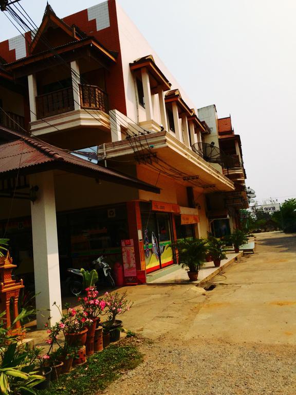 J-Safe Guesthouse Sukhothai Exterior foto